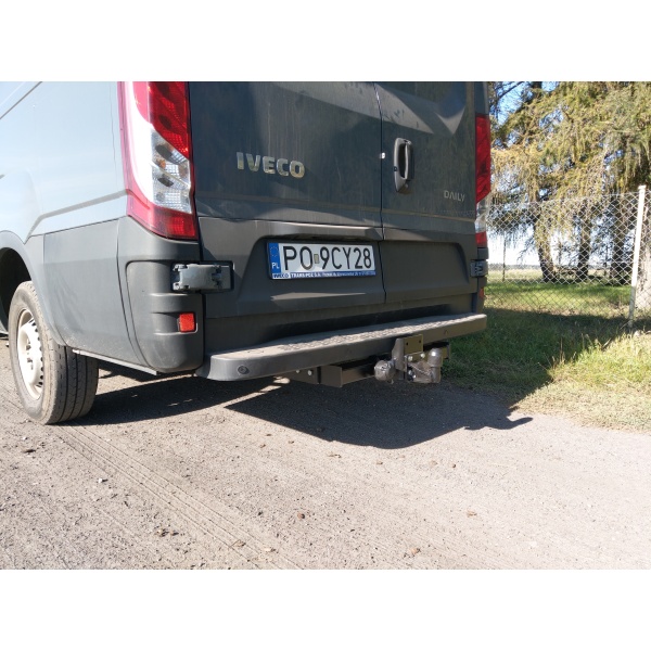 Hak holowniczy Iveco 