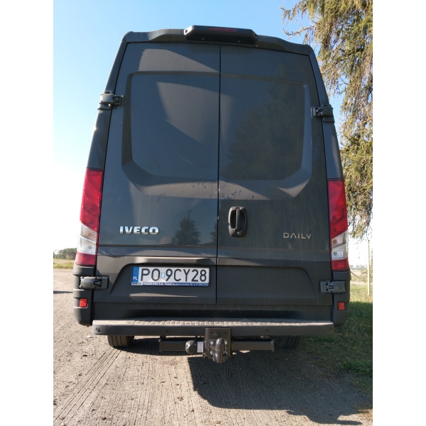 Hak holowniczy Iveco 