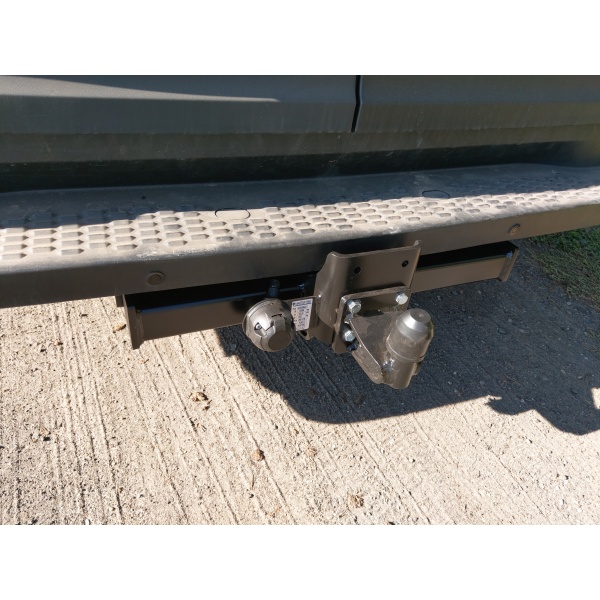 Hak holowniczy Iveco 