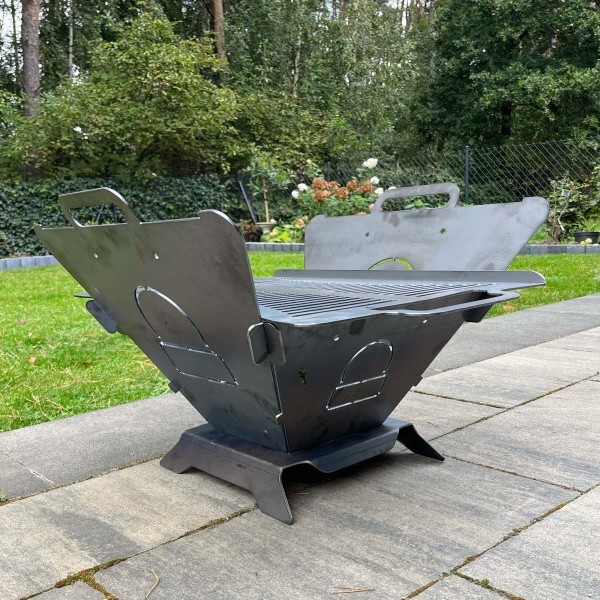 Grill ogrodowy stalowy